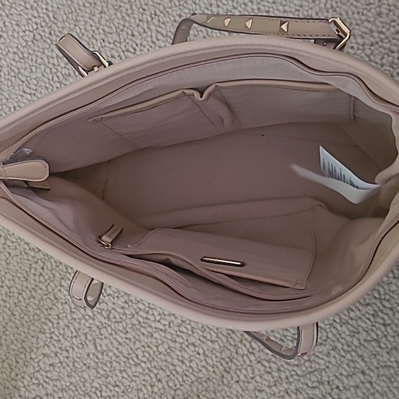 Purse - Picture 3 of 3